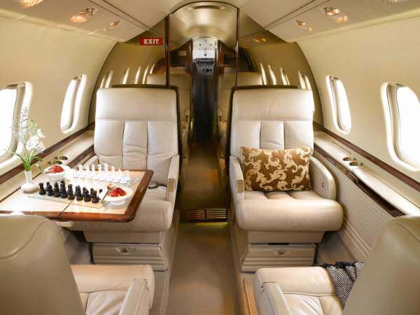 interior-learjet-60.jpg