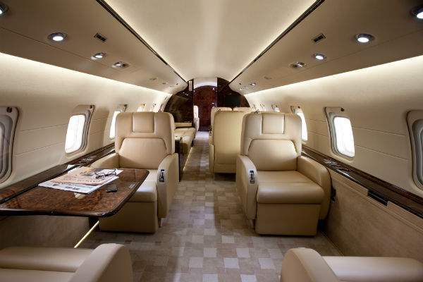 challenger-350-private-jets.jpg