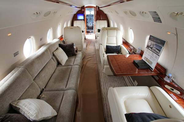 falcon-50-interior.jpg